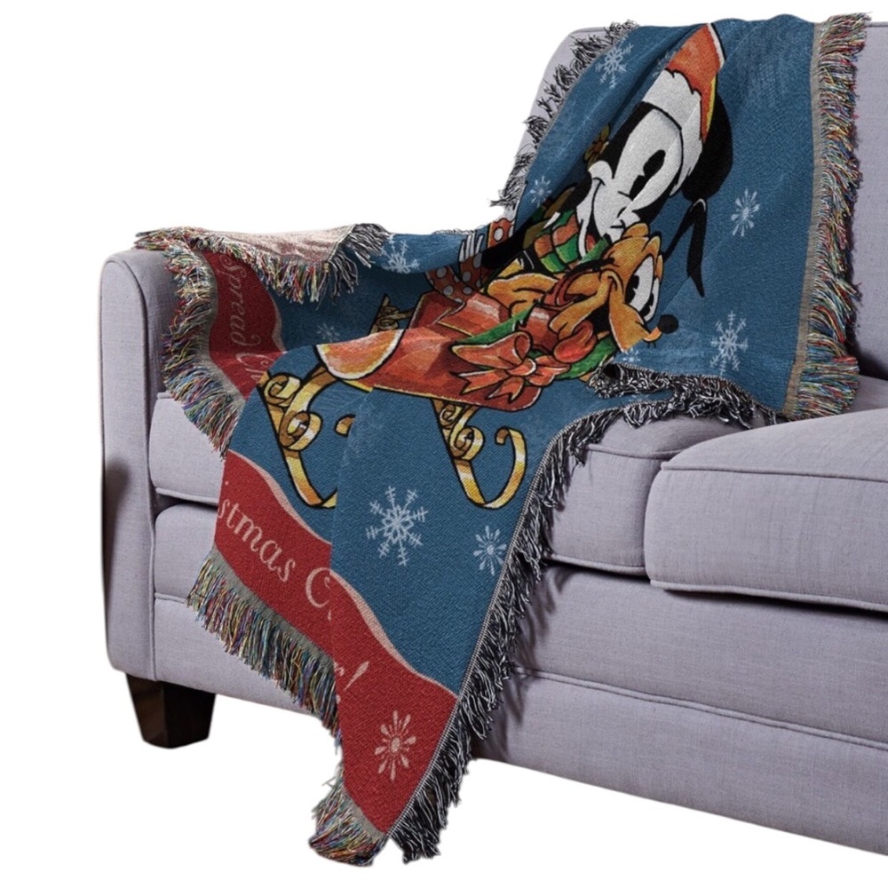 Disney‎ Mickey Minnie Pluto Sleigh Ride Woven Made USA Tapestry Throw 48x60 Inch